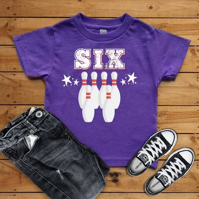 Bowling Hemd, 6. Geburtstag Shirt, Sport-Shirt, Happy Kinder Kleinkind Party Kurzarm-Kinder-T von CypressKidsBoutique