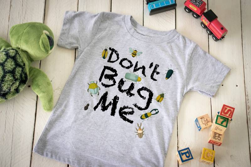 Nicht Bug Mich Shirt, Fehler, Insekt Catcher Jungen Camping Kleinkind-Shirt von CypressKidsBoutique