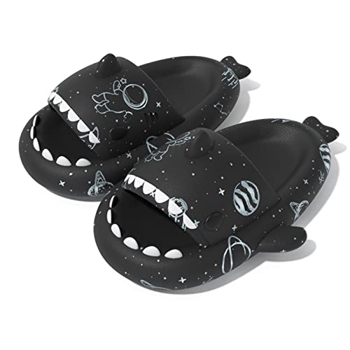 Cysincos Hai Hausschuhe Herren Damen Badeschuhe Sommer rutschfeste Hai Slides Sandalen Schnelltrocknende Cloud Shark Slides Eva Offene Zehen Weiche Garten Badelatschen,38/39EU,Sternenschwarz von Cysincos