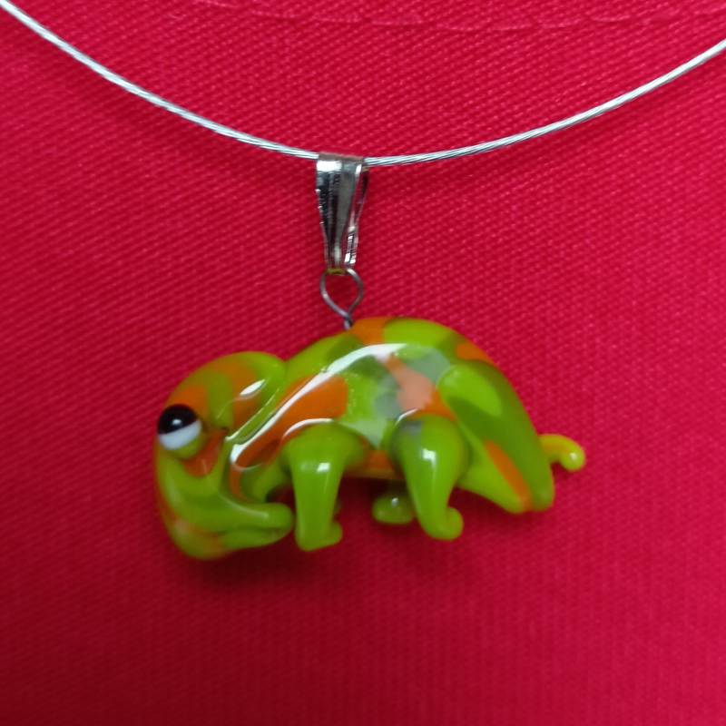 Chamäleon Glas Anhänger, Niedliche Mini Tiere, Handgemachter Glasschmuck Chamäleon Glas Anhänger, Niedliche Mini Tiere, Handgemachter Glasschmuck von CzechGlassShop
