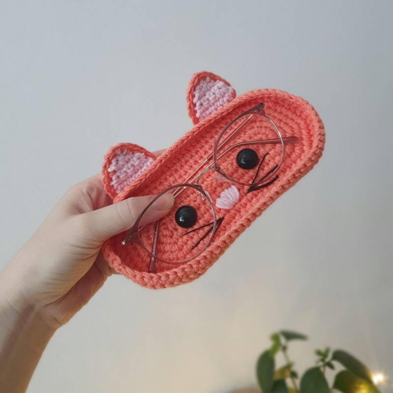 Gehäkelte Katze Brillenhalter, Schreibtisch Organizer von CzechToys