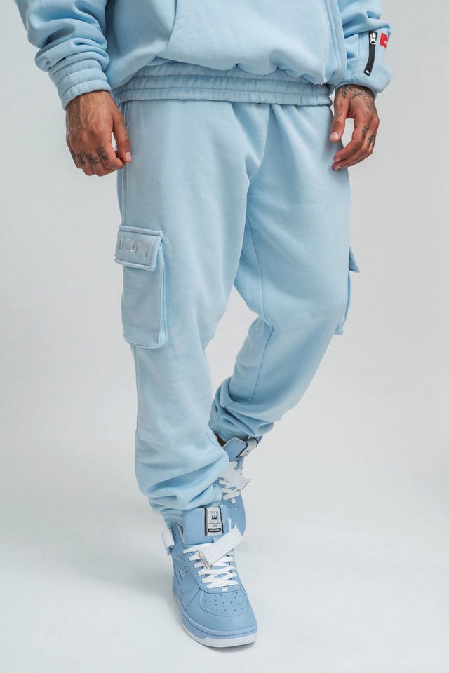 DADA Supreme Jogginghose Jogginghose mit Cargo Taschen und modernem Look DDJG003_Jogginghosen von DADA Supreme