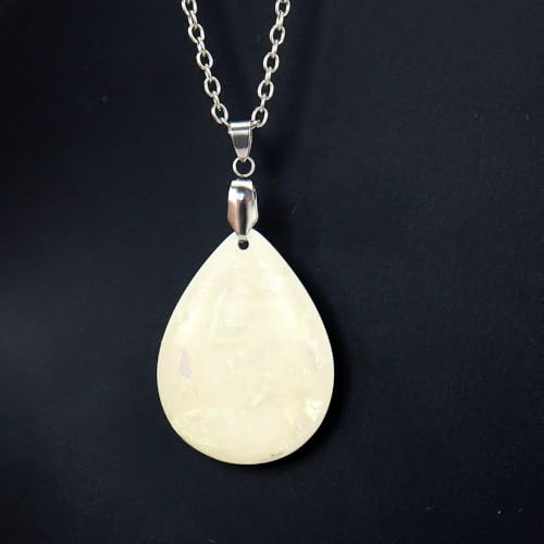 DAIJES Halskette mit Anhänger aus gewelltem Muschelblattharz mit Wassertropfen, Muschelblätter – Weiß A DAIJES Halskette mit Anhänger aus gewelltem Muschelblattharz mit Wassertropfen, Muschelblätter – Weiß A von DAIJES