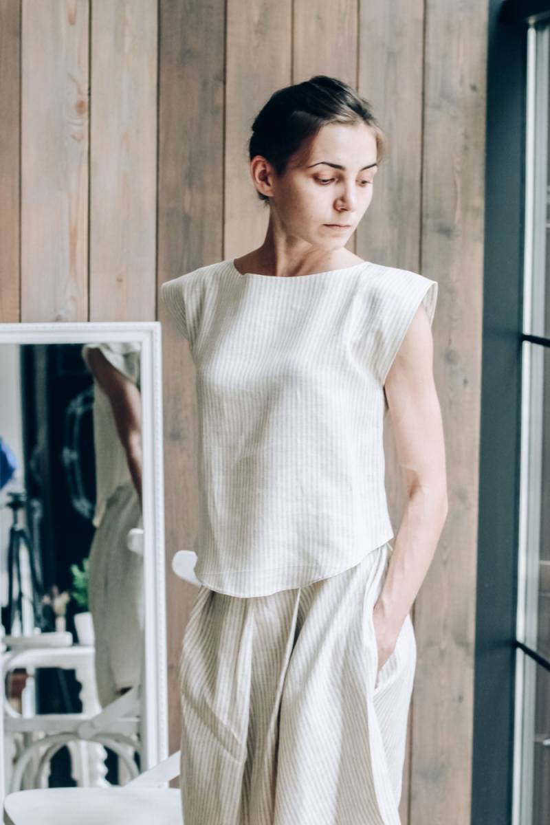 Damen Leinen Top, Gestreift, Beige, Oversized, Sommer Strand Designer-Kleidung, Kleidung Ss16, Natürliche Flachs von DALEKO