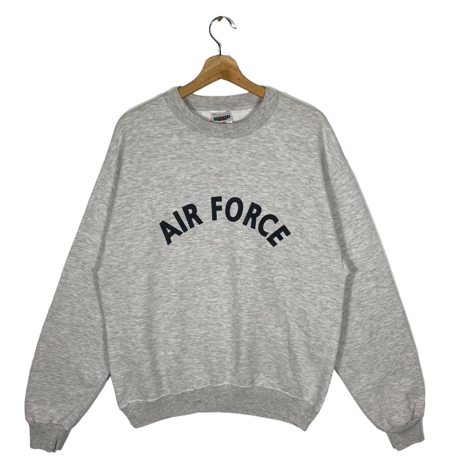 Vintage Air Force Sweatshirt M Größe Graue Farbe von DAMBROWNByDAM