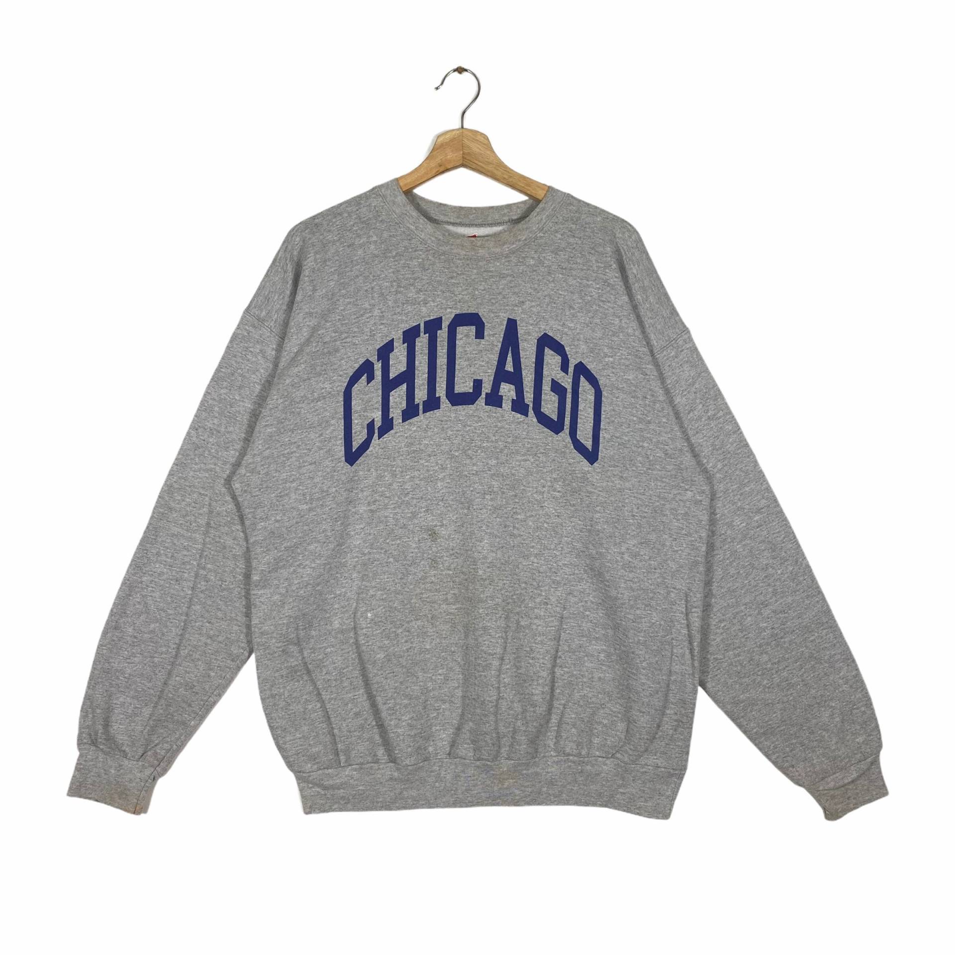 Vintage Chicago Sweatshirt L Größe Graue Farbe von DAMBROWNByDAM