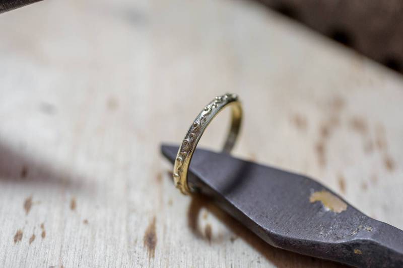 Floral Hochzeit Band Frauen Gold von DANAKRESPIJEWELRY