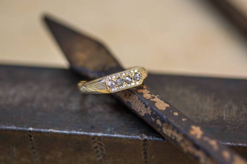 Rohdiamant Verlobungsring, Verlobungsring von DANAKRESPIJEWELRY