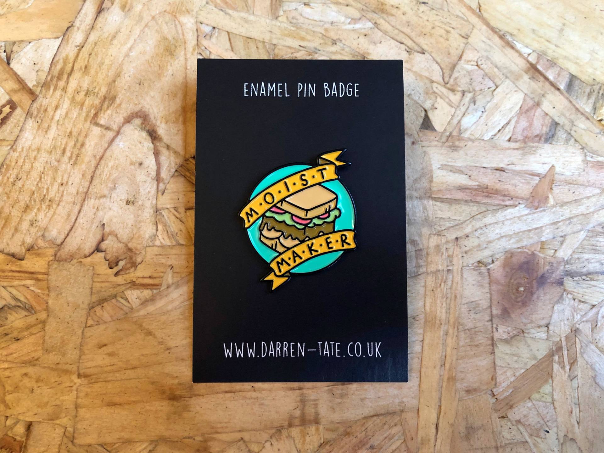 Moist Maker Emaille Pin Freunde - An Pins Moist Maker Emaille Pin Freunde - An Pins von DARRENTATEstore