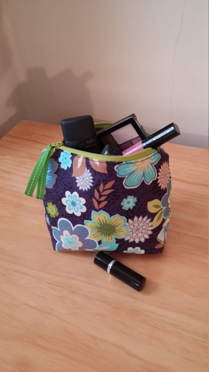 Tasche - Kosmetik Stehende Reißverschluss Machen. Mehrere Designes Und Farben Tasche - Kosmetik Stehende Reißverschluss Machen. Mehrere Designes Und Farben von DArtCraft