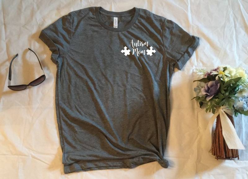 Autismus Bewusstsein Hemd ", " Autismus-Mamma-Hemd Mama-Autismus-Shirt T-Shirt, Geschenk Für Mama Hemd von DBAJustHerStyle