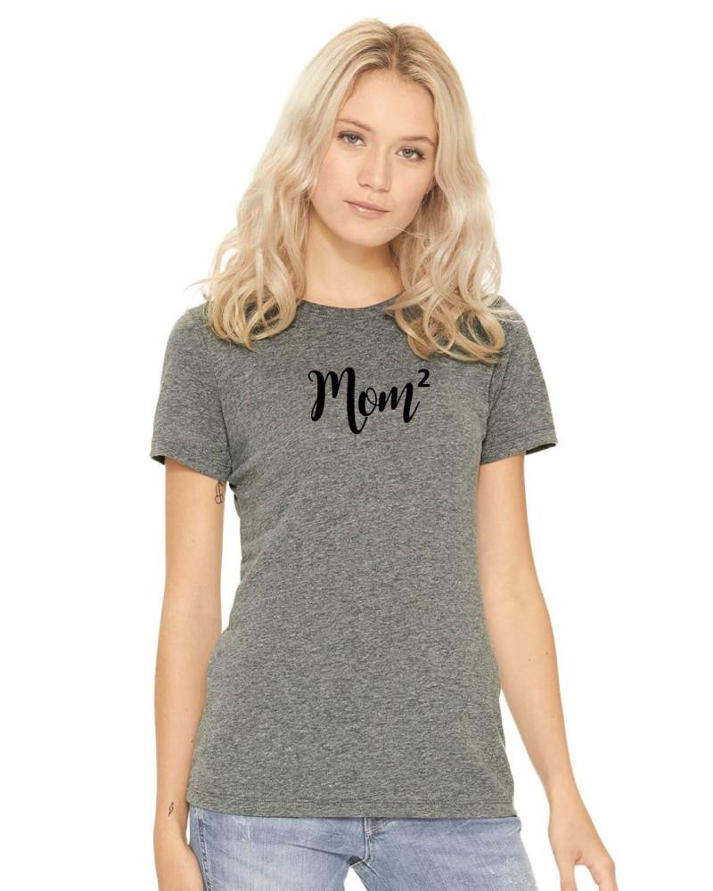 Mama Triblend T-Shirt, Mutter Von 2 Shirt, Kariert Lustiges T-Shirt Mama, Weihnachts-Geschenk Für Geschenk Tag T-Shirt von DBAJustHerStyle