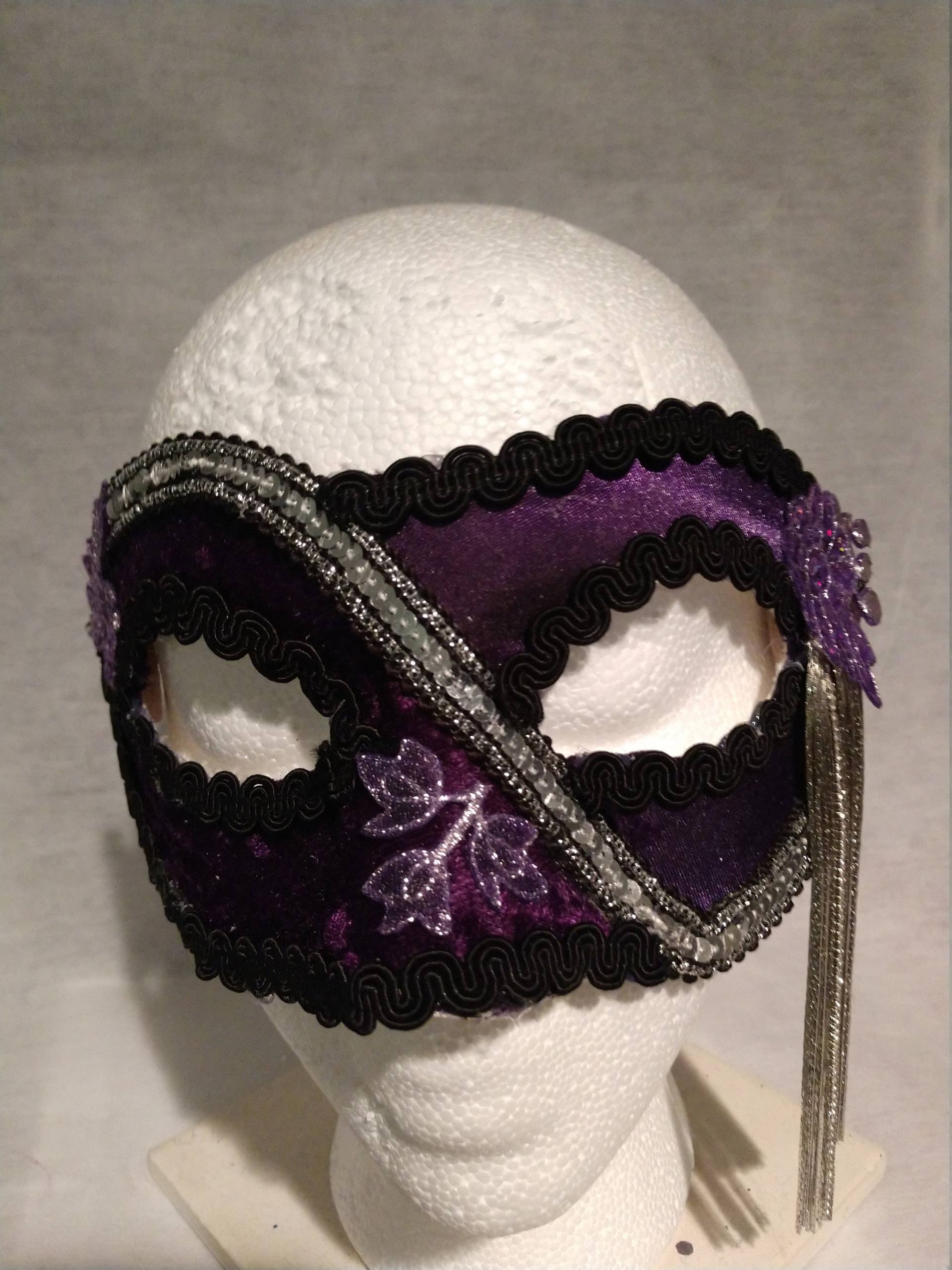 Hand Gemacht, Ein Von Einer Art Partei-Maske Hand Gemacht, Ein Von Einer Art Partei-Maske von DBG58