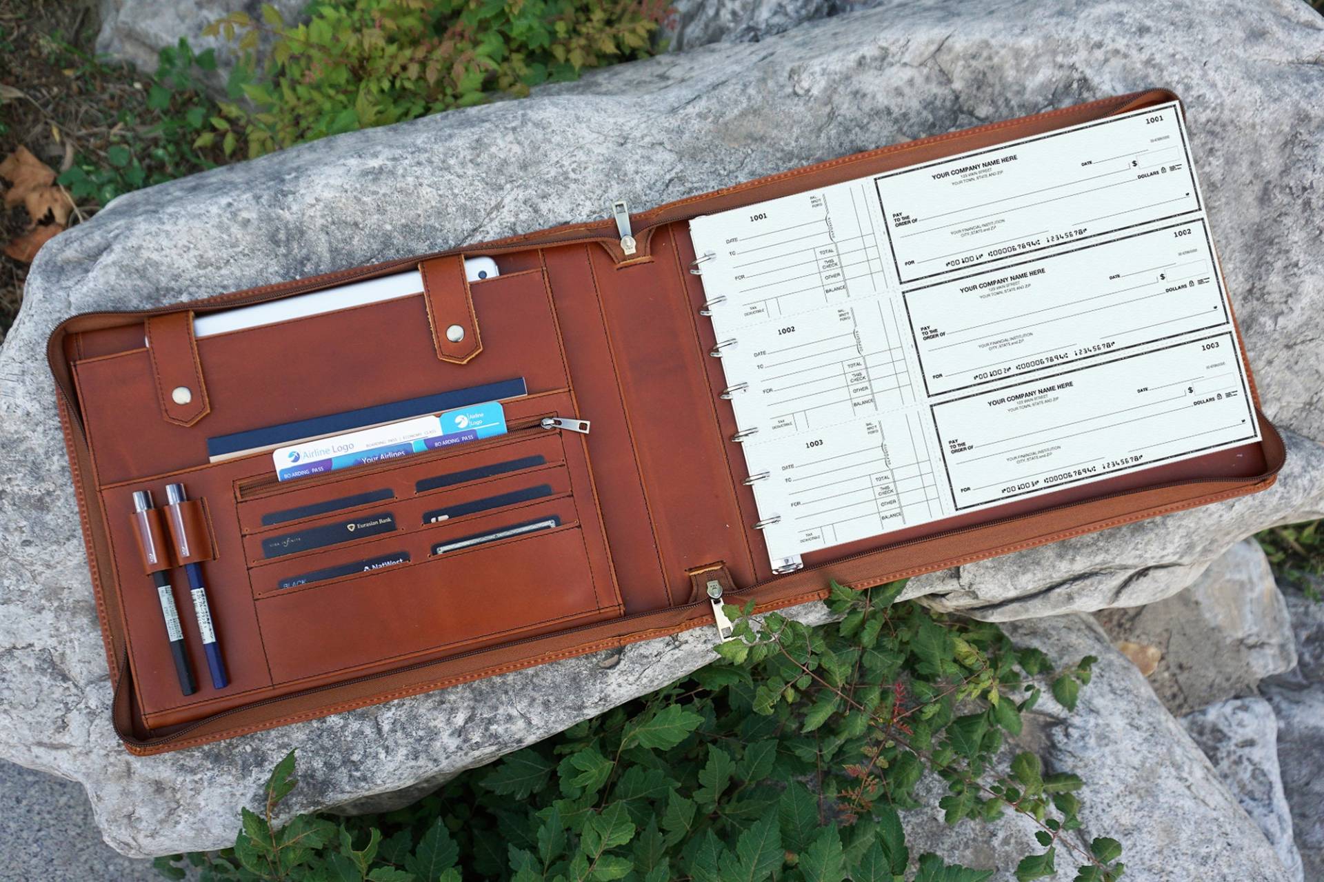 Scheck Binder Portfolio Für Männer, Leder 7 Ring Reißverschluss, 9x13 "Dokument Organizer, Binder, Geschenk Vater/Ihn Scheck Binder Portfolio Für Männer, Leder 7 Ring Reißverschluss, 9x13 "Dokument Organizer, Binder, Geschenk Vater/Ihn von DCLeatherCraftStudio