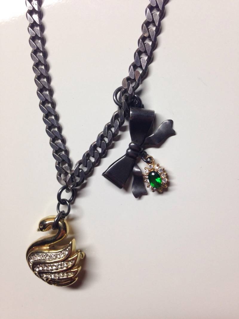 Vintage Mawi London Charm Halskette Aus 925 Sterling Silber von DCSILVERSHOP