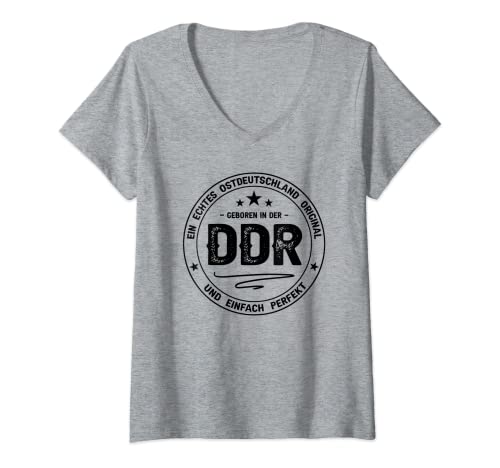Damen Ostalgie DDR Klamotten Ostdeutschland Ostprodukte Ossi T-Shirt mit V-Ausschnitt Damen Ostalgie DDR Klamotten Ostdeutschland Ostprodukte Ossi T-Shirt mit V-Ausschnitt von DDR Klamotten