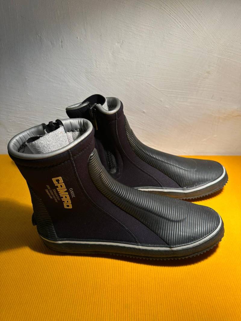 Camaro Neopren-Taucherstiefel 6 Mm Titan Thermo, Größe 48 Camaro Neopren-Taucherstiefel 6 Mm Titan Thermo, Größe 48 von DDSDesignobjects