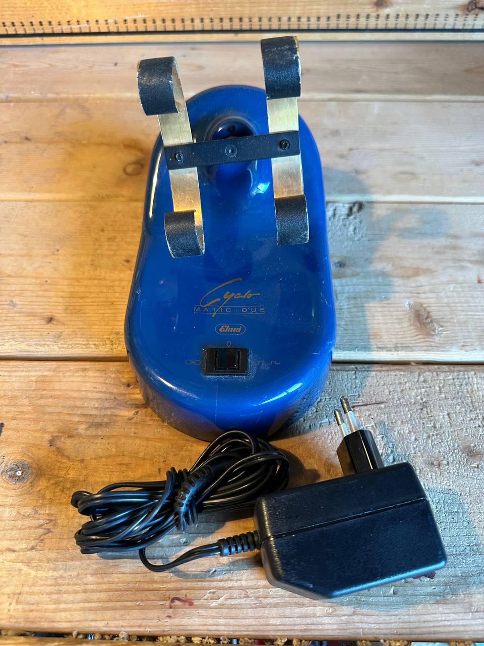 Elma Cyclomatic Due Doppel-Uhrenbeweger - Automatik-Aufzieher Für 2 Uhren, Abwechselnd Im/Gegen Den Uhrzeigersinn Elma Cyclomatic Due Doppel-Uhrenbeweger - Automatik-Aufzieher Für 2 Uhren, Abwechselnd Im/Gegen Den Uhrzeigersinn von DDSDesignobjects