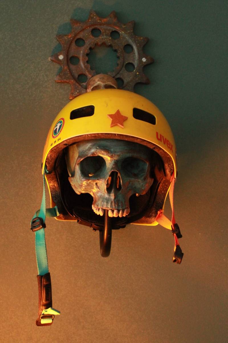 Schädel Helmhalter, Motorrad Helmaufhänger von DDSDesignobjects