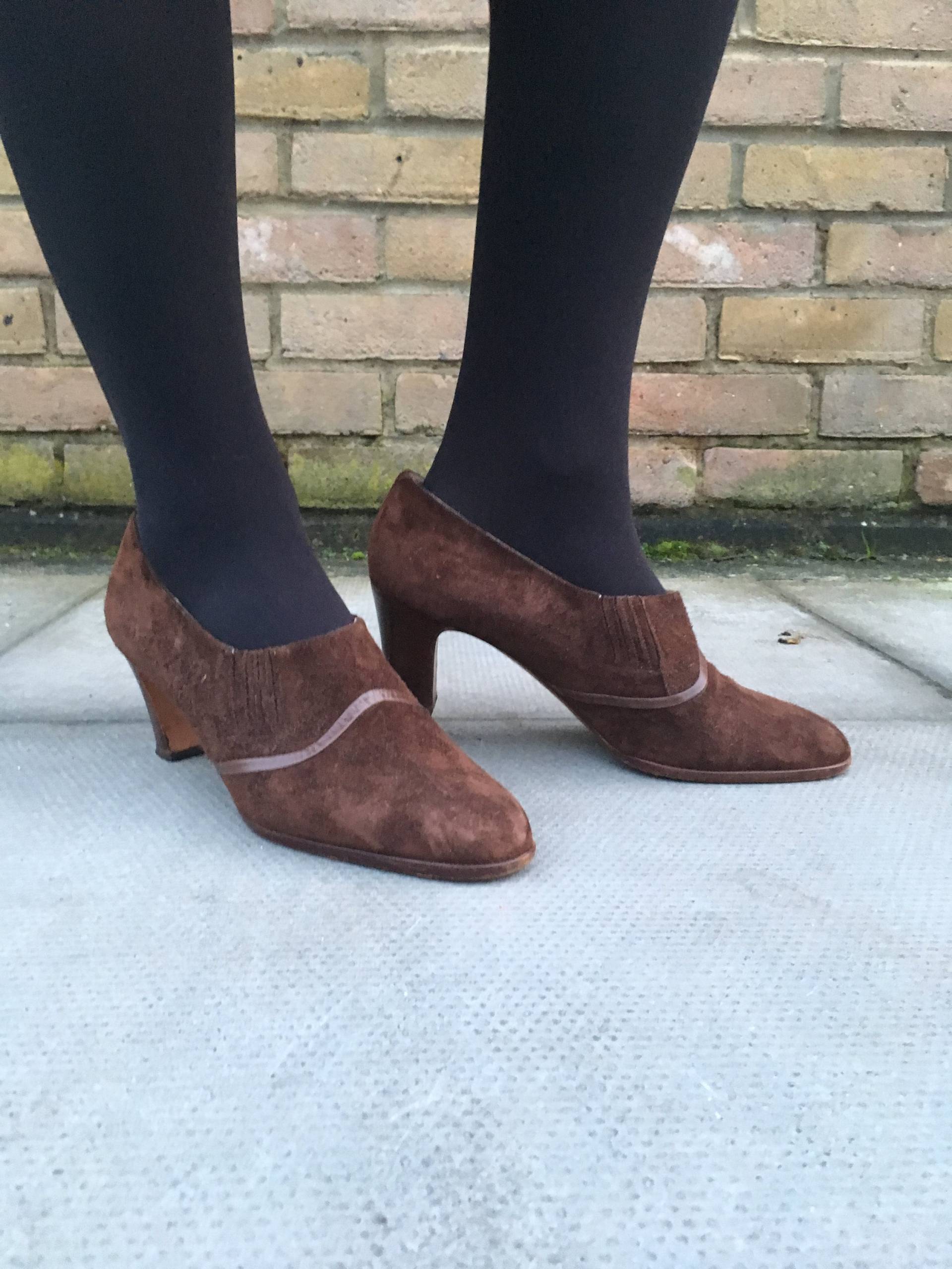 Braune Wildleder Pumps Mit Nappa Details - Made in Italy von DEFINITIVAVINTAGE