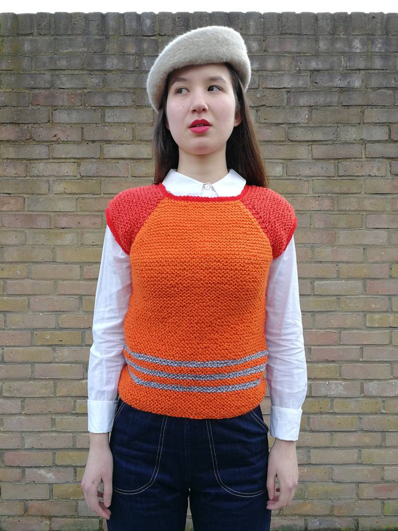 Orange Töne Handgestrickte Weste Orange Töne Handgestrickte Weste von DEFINITIVAVINTAGE