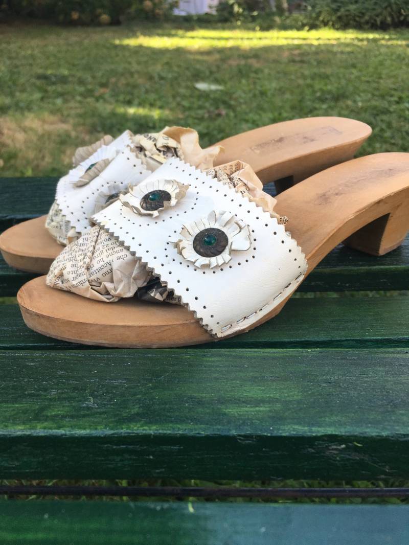 Original Holz Clogs Aus Den 70Er Jahren Made in Italy Original Holz Clogs Aus Den 70Er Jahren Made in Italy von DEFINITIVAVINTAGE