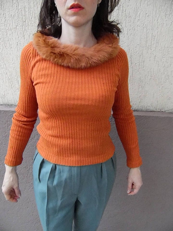 Pullover Mit Fell Kragen Orange von DEFINITIVAVINTAGE