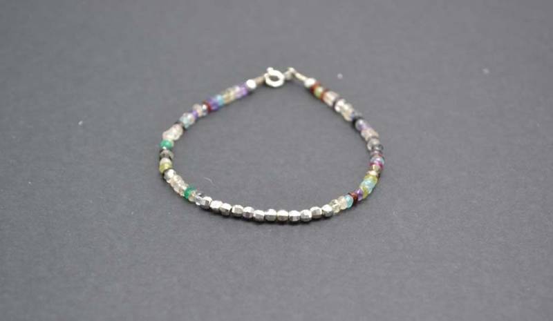 Halbedelarmband Multi Farbe, Silberarmband, Stapelbare Armband, Elegantes Freundschaftsarmband, Geschenk Für Sie von DELAG