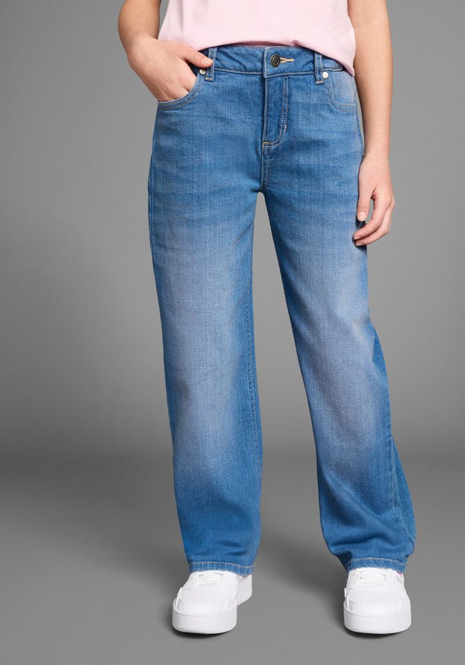 KIDSWORLD Loose-fit-Jeans Mädchenjeans in weiter Form Weite Jeans mit Logo-Stickerei KIDSWORLD Loose-fit-Jeans Mädchenjeans in weiter Form Weite Jeans mit Logo-Stickerei von KIDSWORLD