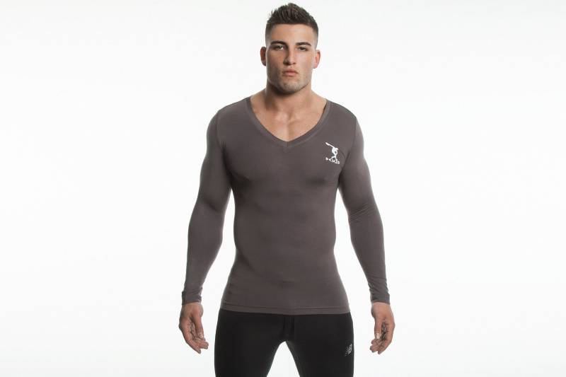 Demig Graues Herren-Langarmshirt Mit V-Ausschnitt, Kompressionsbasis Aus Bambusgewebe von DEMIGWEAR