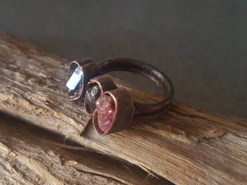 Rohstein Ring Herkimer Zirkon Rubin Kupfer & Multistein Einzigartiger Roher Schmuck von DESIGNSbyMZSENCEVIK