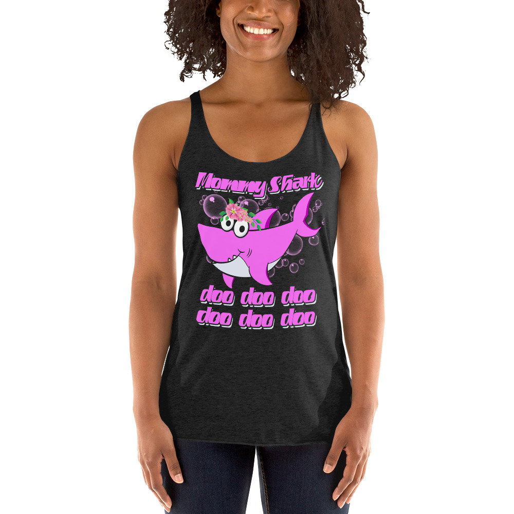 Mama Hai Frauen Racerback Tank von DESTENYByAngel