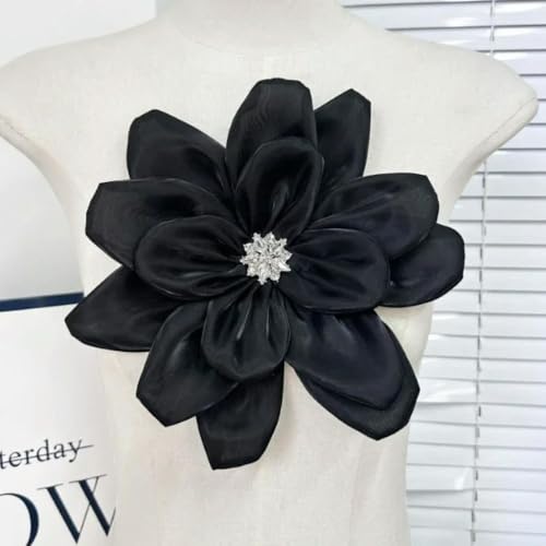 1 stücke frauen Große Blume Brosche Satin Stoff Mehrschichtige Drei-dimensional Blume Strass Corsage Mantel Pin 1 stücke frauen Große Blume Brosche Satin Stoff Mehrschichtige Drei-dimensional Blume Strass Corsage Mantel Pin von DFLINGA