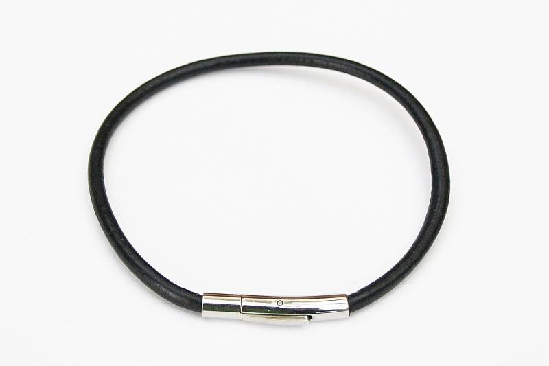 Herren Armband Leder Männer Geschenk Frau Vatertag Muttertag Geburtstag Schwarz Lässig Biker Sohn Freund Freundin Firmung Schlicht Unisex von DGSchmuckdesign