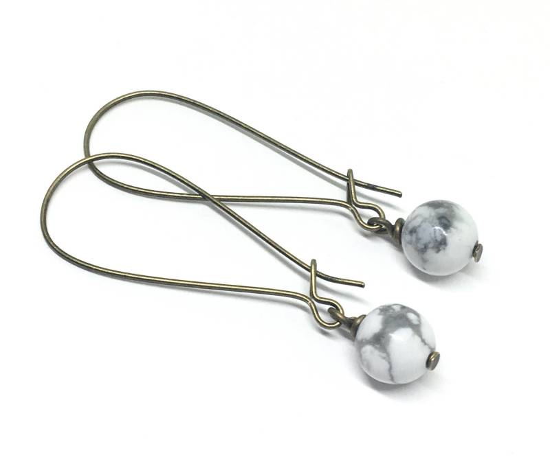 Howlith Lange Bronze Edelstein Ohrringe, Boho Style Damen Geschenkidee, Uk Shop von DHMJewellery