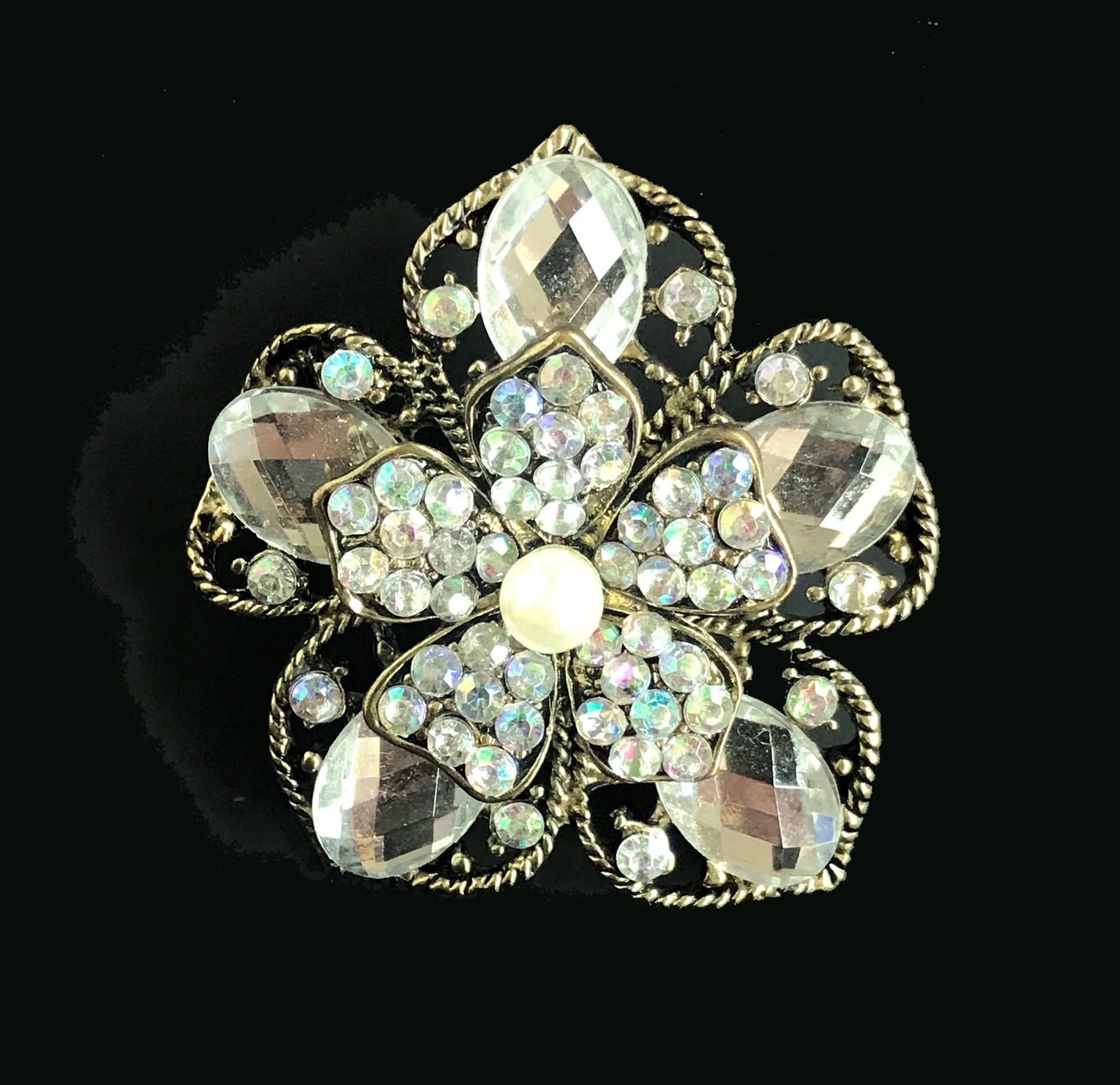 Klare Und Ab-Kristalle Mit Pearl Center Flower Twisted Gold Brosche von DHRarizona