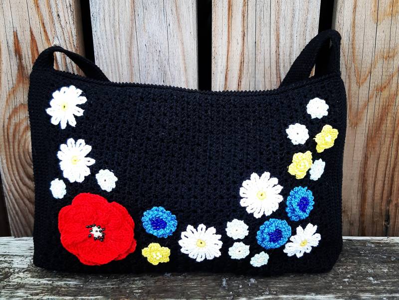 Gehäkelte Sommertasche Mit Blumen Gehäkelte Sommertasche Mit Blumen von DHappyHandmade