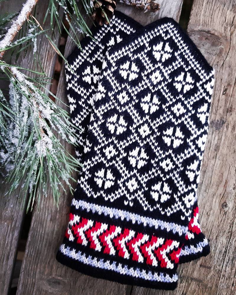 Gestrickte Fäustlinge Gestrickte Fäustlinge von DHappyHandmade