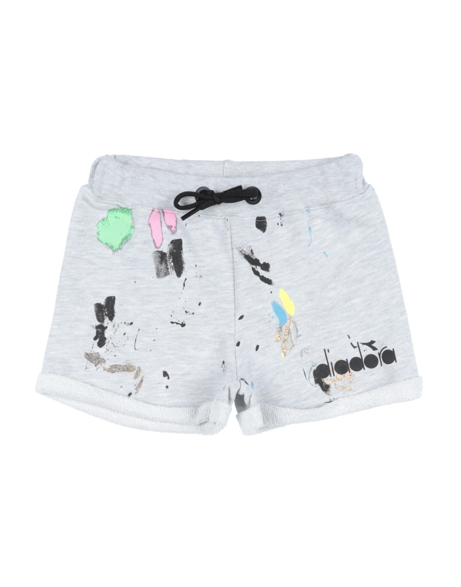 DIADORA Shorts & Bermudashorts Kinder Grau von DIADORA