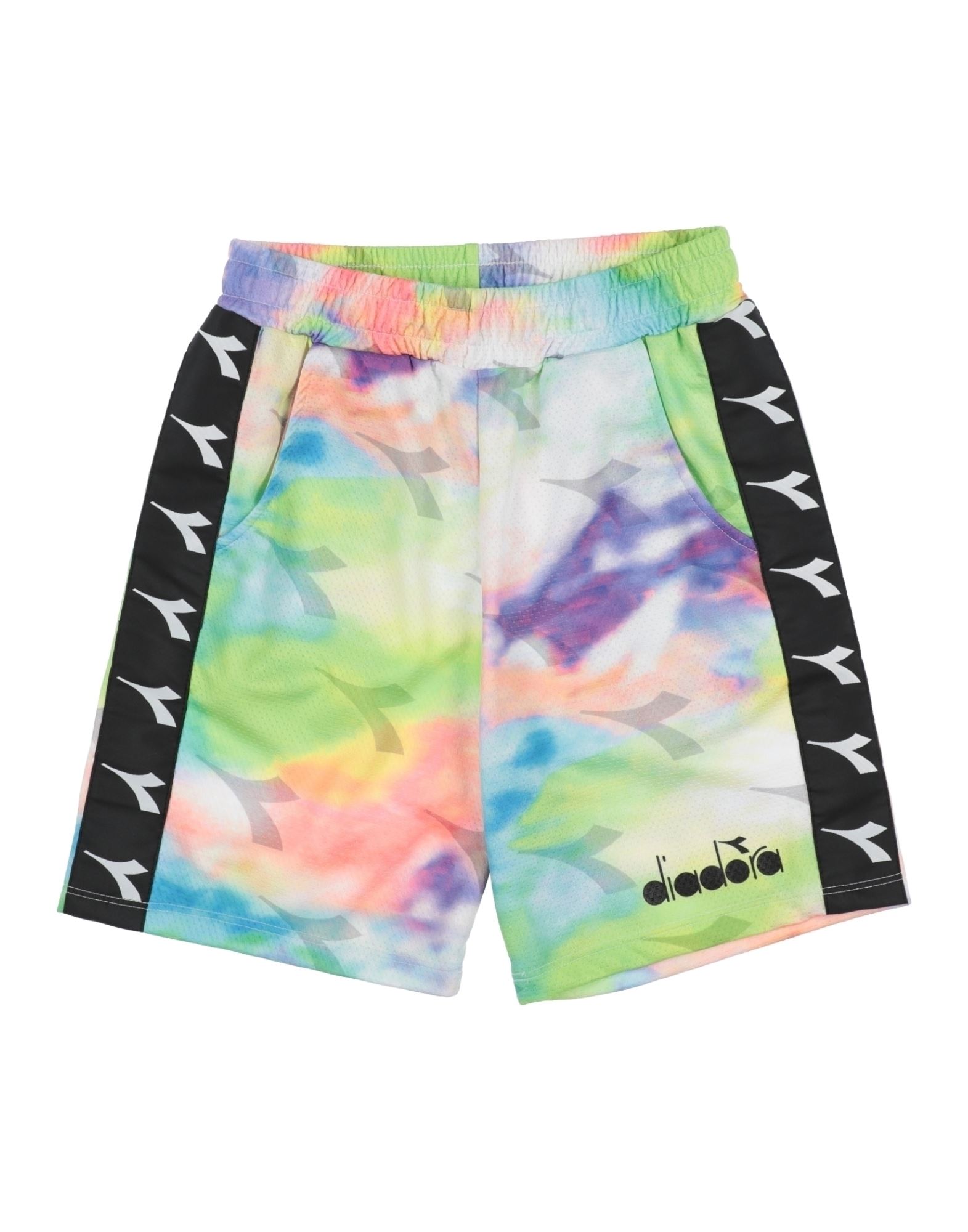 DIADORA Shorts & Bermudashorts Kinder Grün von DIADORA