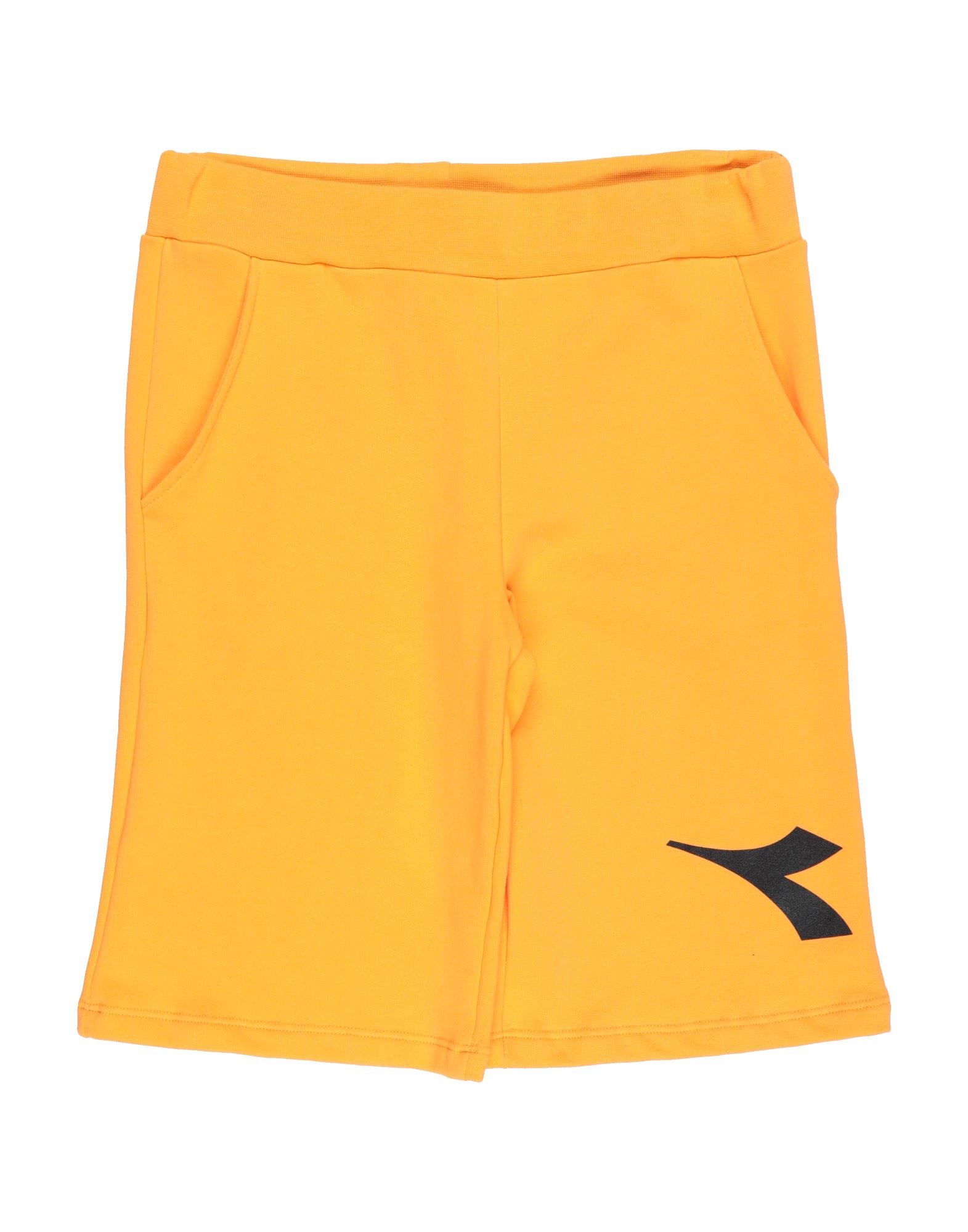 DIADORA Shorts & Bermudashorts Kinder Orange von DIADORA