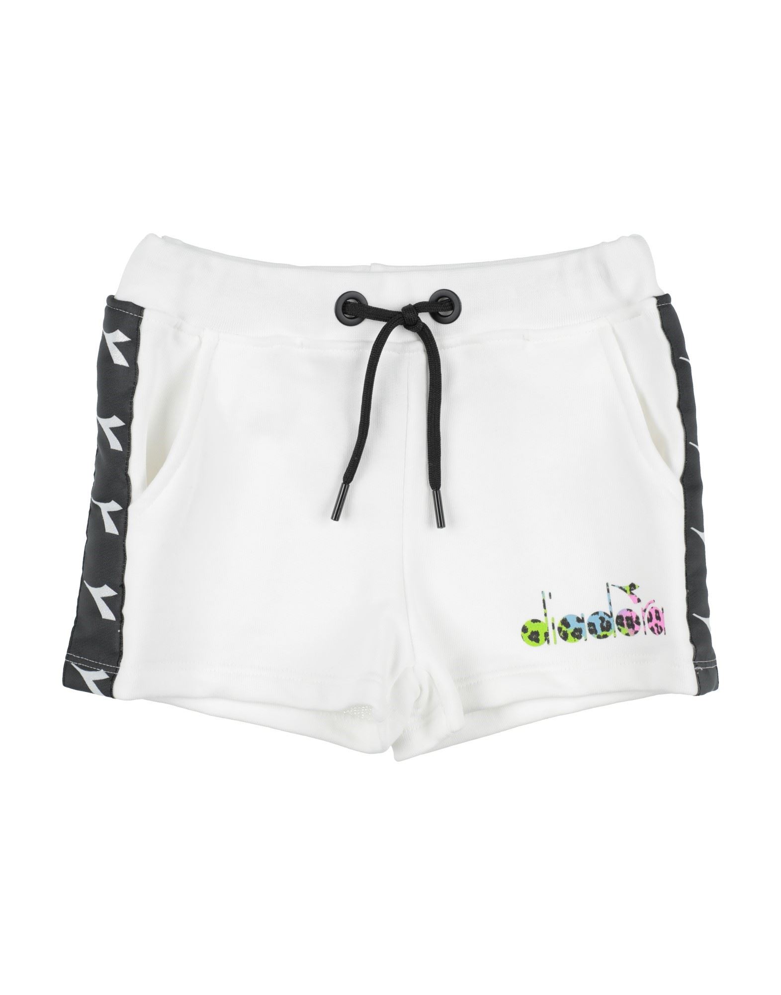 DIADORA Shorts & Bermudashorts Kinder Weiß von DIADORA