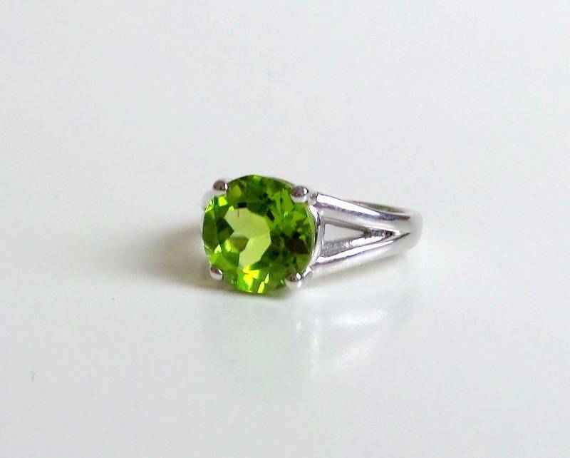 1, 5 Ct Peridot Solitär Ring 14K Weißgold August Geburtsstein von DIAMONDFORLOVE