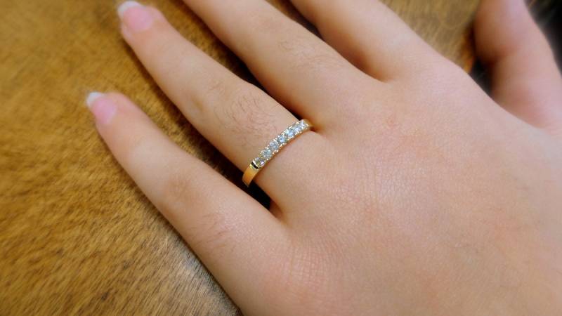 14K Gelbgold Diamant Ehering Handgefertigter, Stapelbarer Ring von DIAMONDFORLOVE