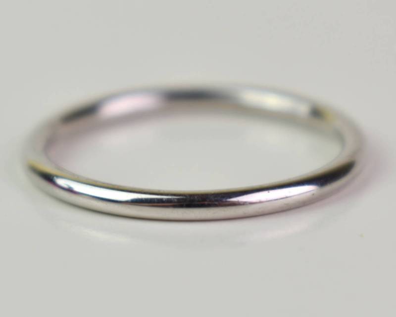 14K Weißgold Ehering Schlichter Stapelbarer Ring | 1.7 Mm von DIAMONDFORLOVE