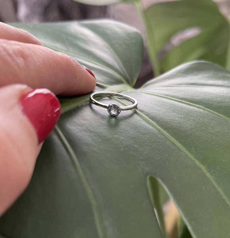 Aquamarin Solitär Ring 0.25Ct/14K Gold Runder März Geburtsstein Stapelbarer von DIAMONDFORLOVE