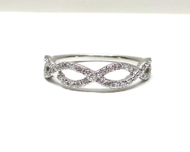 Diamant Infinity Ring 0.30Ct 14K Weißgold Trauring von DIAMONDFORLOVE