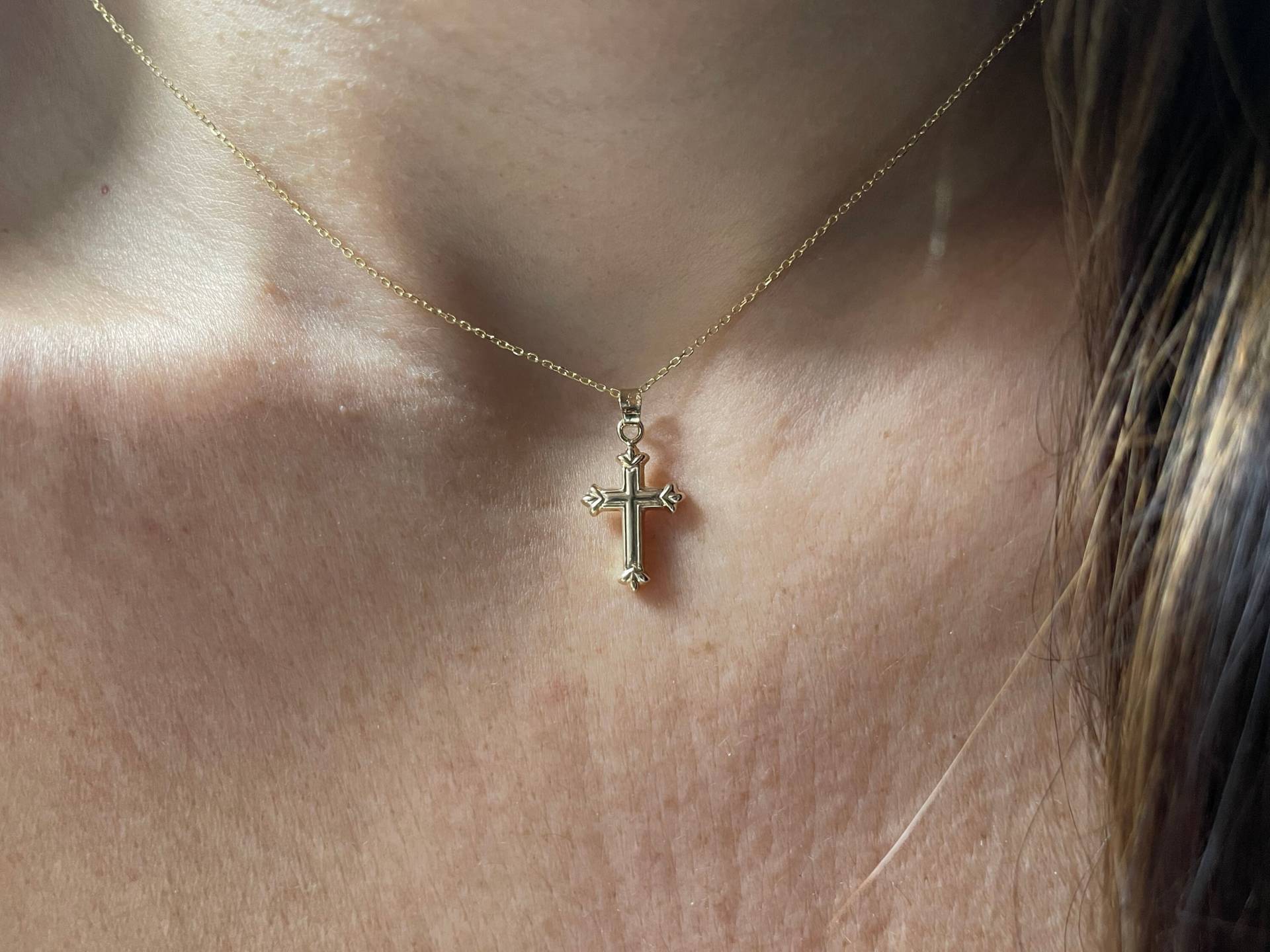 Kleines Kreuz Halskette/14K Gold Taufkreuz Konfirmationskreuz Kommunionkreuz Layering von DIAMONDFORLOVE
