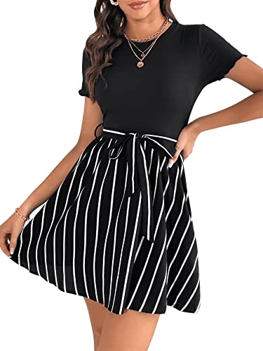 DIDK Damen Kariert 2 In 1 Kleider U-Ausschnitt A Linie Sommerkleid Casual Freizeitkleid mit Plaid und Gürtel Schwarz Weiß M von DIDK