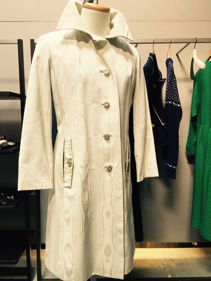 Woodgrain Seidenmantel von DIGSBY